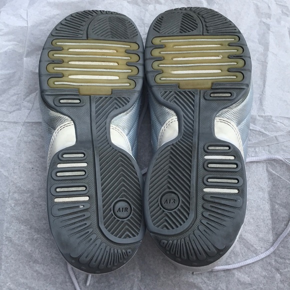 Light blue and white Nike air sneakers size 10 - Picture 4 of 5